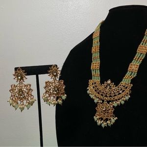 Ethnic Jewelry Set